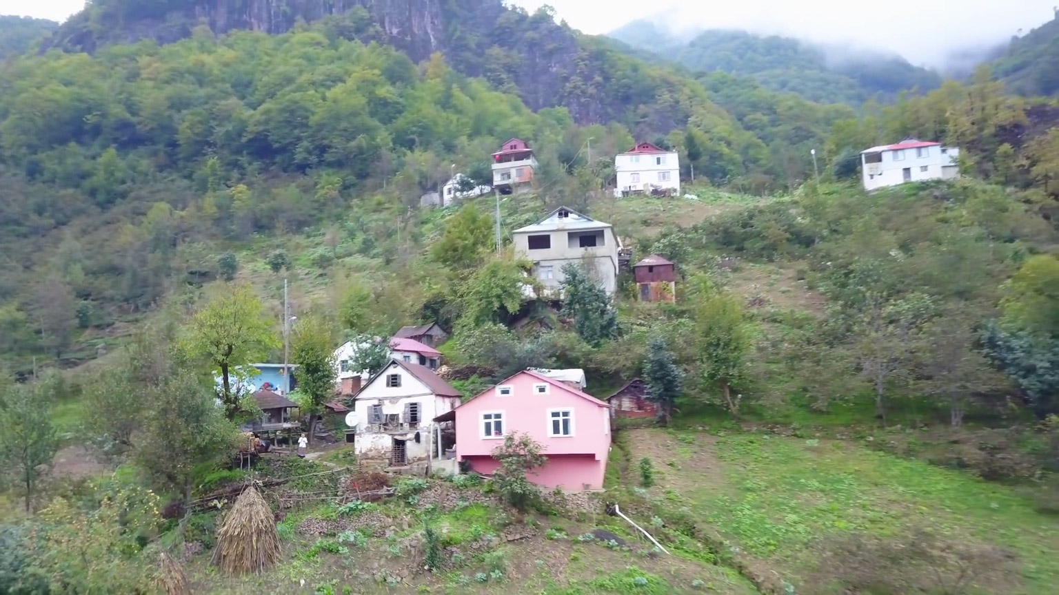 houses from the whistled language video project